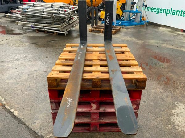 UNUSED 1800mm / 6 ft..... FORKS.....3 TON.....4561 377233379