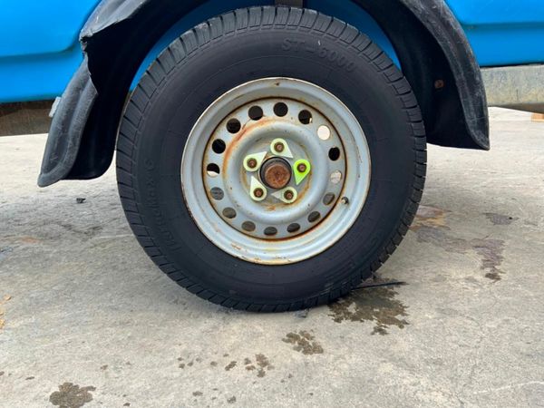 900lts. SINGLE AXLE WATER BOWSER..........57w. 377233405