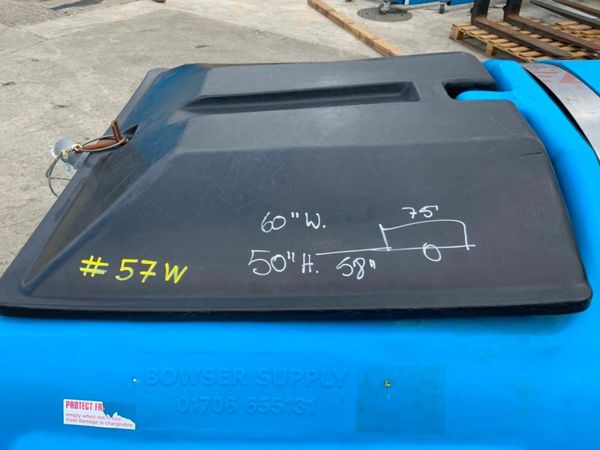 900lts. SINGLE AXLE WATER BOWSER..........57w. 377233406