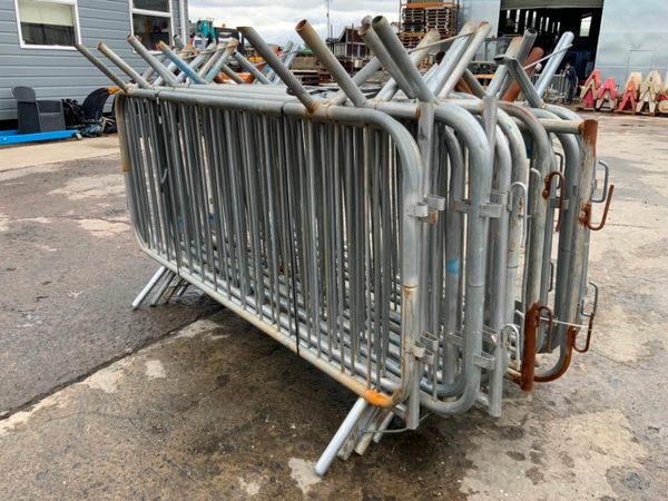 20 of GALVANISED PEDESTRIAN BARRIERS......4856. 377233789