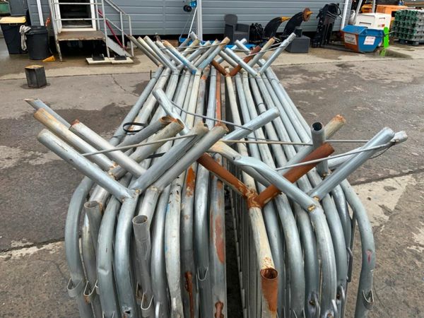 20 of GALVANISED PEDESTRIAN BARRIERS......4856. 377233791