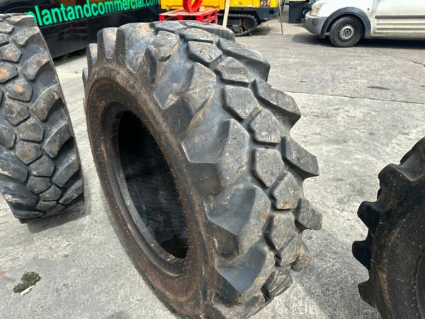 SITE MASTER JCB TELEPORTER TYRES 15.5 - 25 377233843