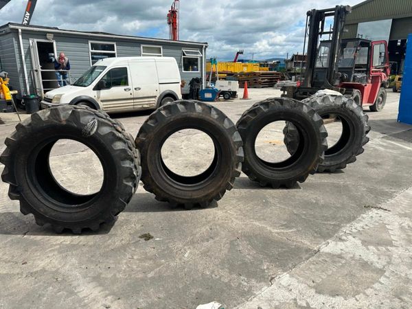SITE MASTER JCB TELEPORTER TYRES 15.5 - 25 377233845