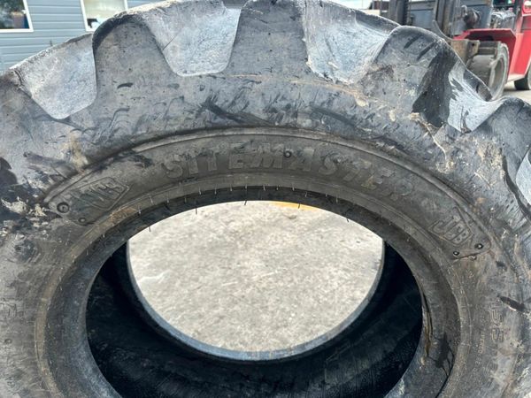 SITE MASTER JCB TELEPORTER TYRES 15.5 - 25 377233849