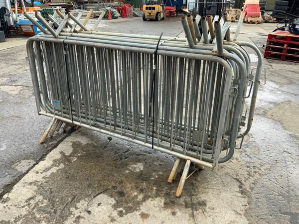 15 of GALVANISED PEDESTRIAN BARRIERS..4856-15 377233859