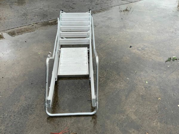 8 STEP ALUMINIUM PLATFORM LADDER.........442-2. 377233994