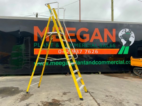 8 STEP FIBRE PLATFORM ACCESS LADDER.......0442. 377233905