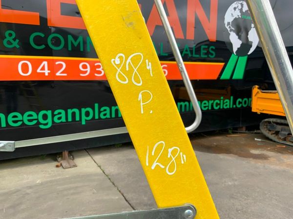 8 STEP FIBRE PLATFORM ACCESS LADDER.......0442. 377233915