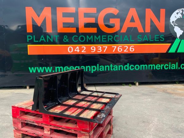 SKIDSTEER LAND LEVELLING RAKE BUCKET.....294. 377234150