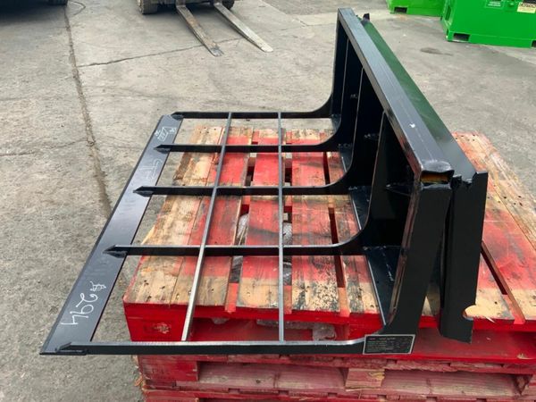 SKIDSTEER LAND LEVELLING RAKE BUCKET.....294. 377234159