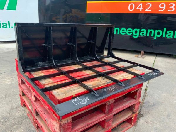 SKIDSTEER LAND LEVELLING RAKE BUCKET.....294. 377234161