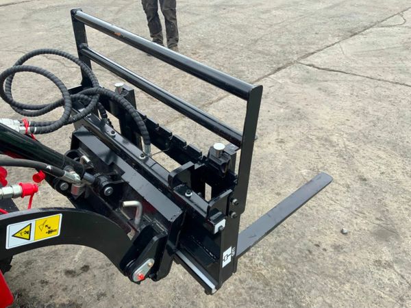 MINI SKID STEER SIDE SHIFT FORK CARRIAGE...338w. 377234127