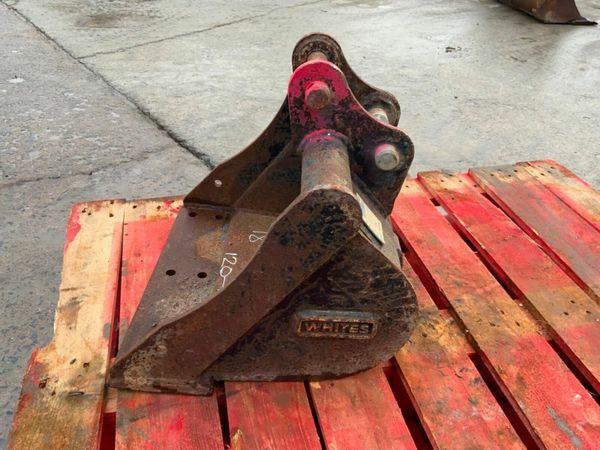 18" STRICKLAND BUCKET.........30mm PINS.....262v. 377234370