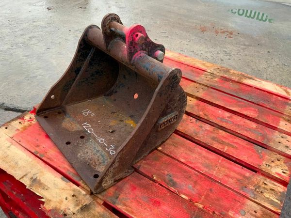 18" STRICKLAND BUCKET.........30mm PINS.....262v. 377234371