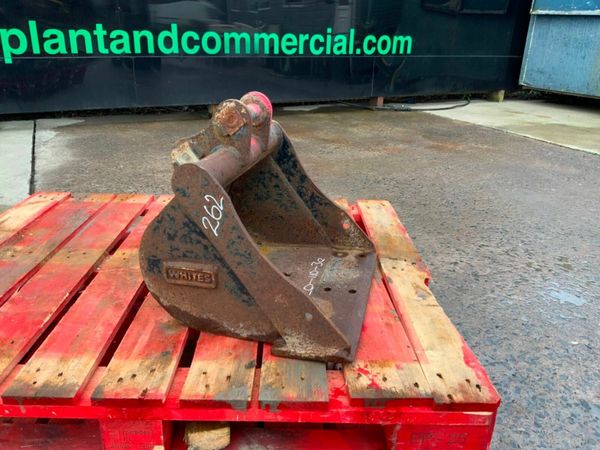 18" STRICKLAND BUCKET.........30mm PINS.....262v. 377234375