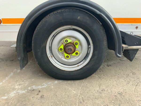 SINGLE AXLE OIL EXTRACTION / TRANSFER PUMP ....126 377234459