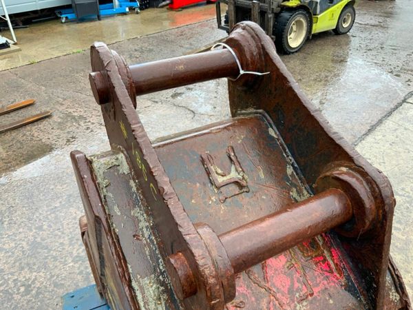 24 inch GEITH BUCKET .... 65MM .....185C 377234474