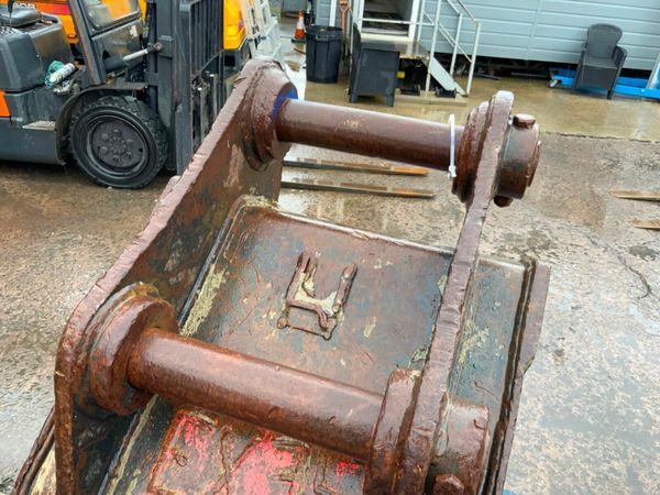 24 inch GEITH BUCKET .... 65MM .....185C 377234476