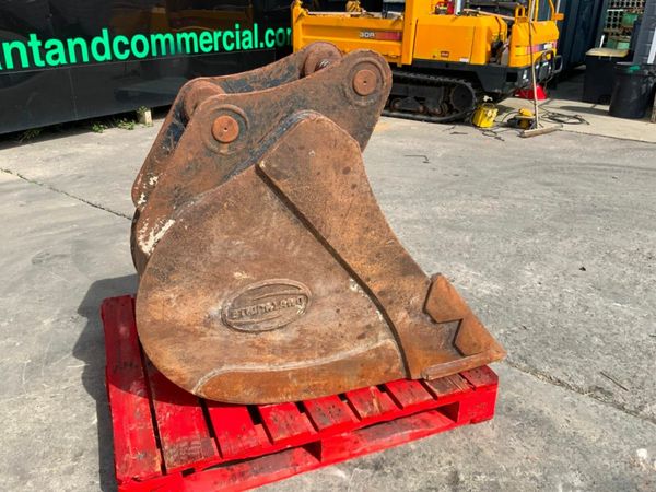 24" STRICKLAND BUCKET.....65mm PINS.......186w. 377234494