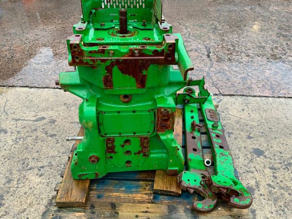 JOHN DEERE 6920 BACK END PARTS / ARMS. 377234566