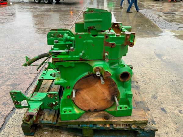 JOHN DEERE 6920 BACK END PARTS / ARMS. 377234568