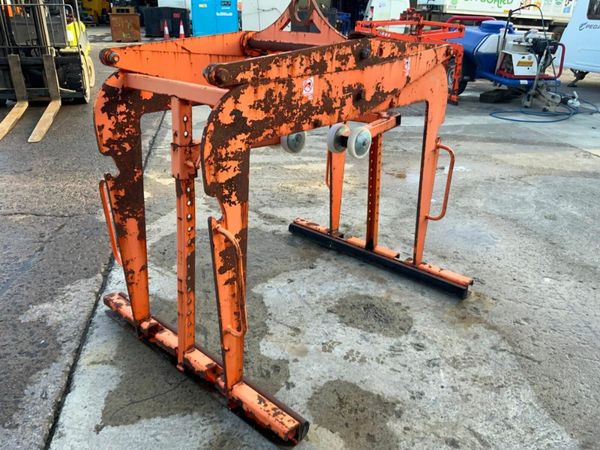 DOUBLE BALE MANUAL BLOCK GRAB........349v. 377234538