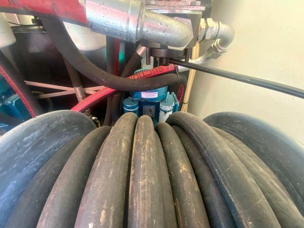 OIL EXTRACTION / TRANSFER PUMPING STATION......127 377234608