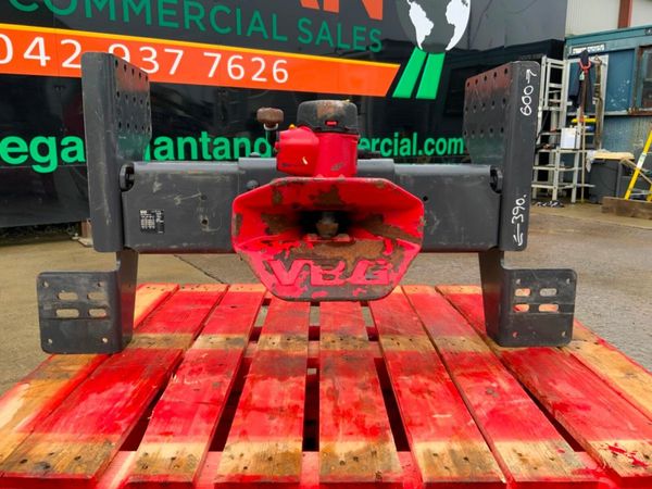 VBG DRAG TRAILER HITCH & CROSS MEMBER...930. 377234622