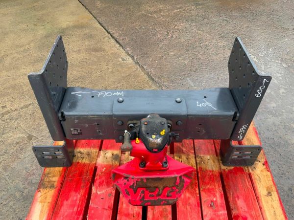 VBG DRAG TRAILER HITCH & CROSS MEMBER...930. 377234628