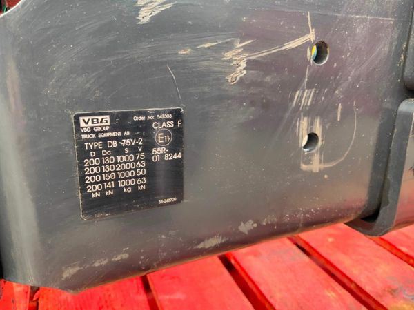 VBG DRAG TRAILER HITCH & CROSS MEMBER...930. 377234637