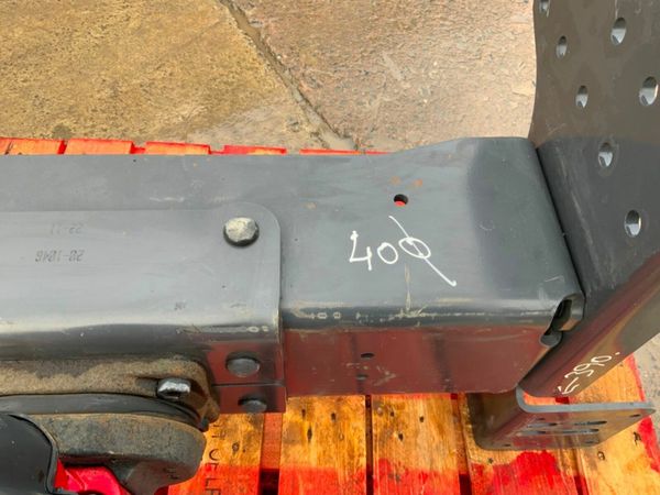 VBG DRAG TRAILER HITCH & CROSS MEMBER...930. 377234639