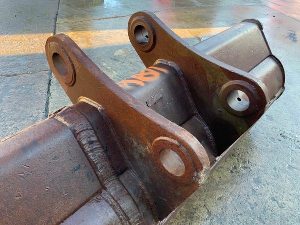 100" GRADING BUCKET........100mm PINS......1087.. 377234704