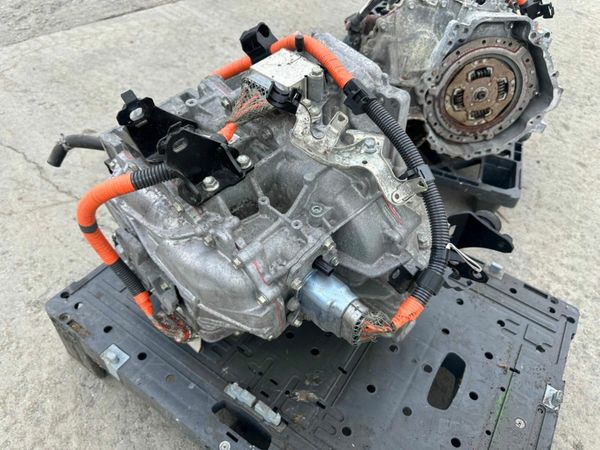 TOYOTA  AURIS OR PRIUS HYBRID GEARBOX 377235148