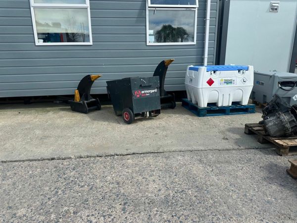 2001 TOYOTA AVENSIS GEARBOX...1.8 VVTI PETROL 377235163