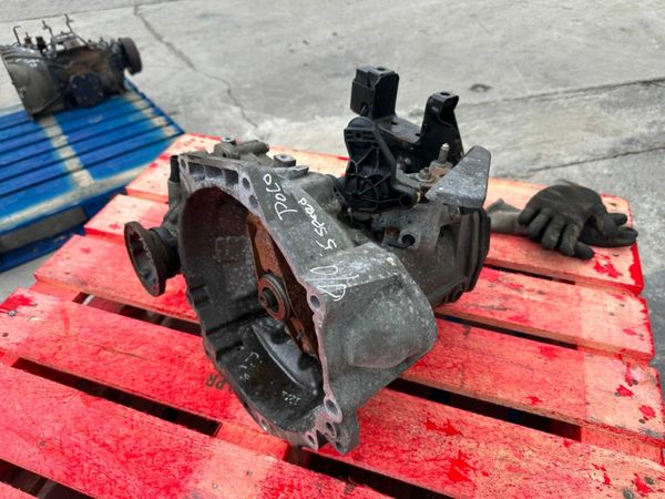 2013 POLO 1.6 TDI GEARBOX ....P17G72 377235170