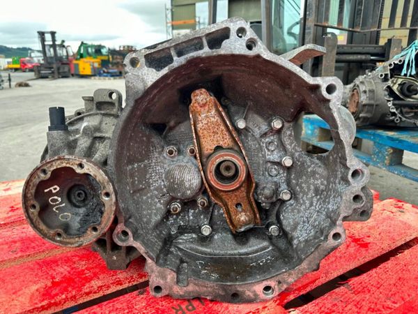 2013 POLO 1.6 TDI GEARBOX ....P17G72 377235173