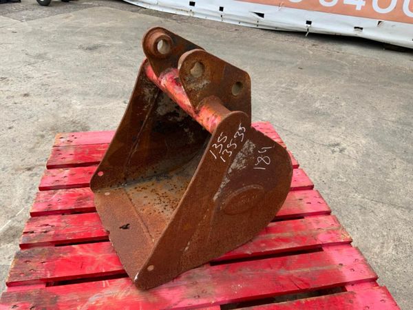 18" STRICKLAND BUCKET......35mm PINS......1385. 377235198