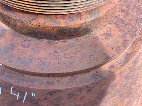 UNUSED CONE CRUSHER SHAFT  ASSEMBLY. 377235115