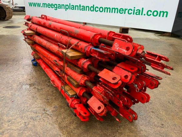 PUSH / PULL FORMWORK SUPPORTS PROPS..871/2. 377235510