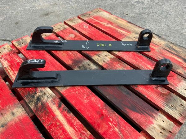 JCB Q/FIT LOADER BRACKETS......1882k. 377235520