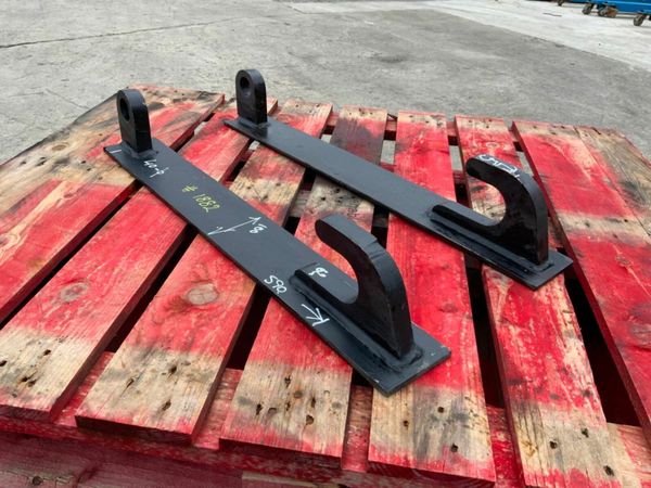 JCB Q/FIT LOADER BRACKETS......1882k. 377235525
