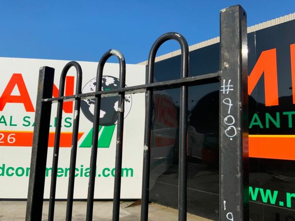 900mm PEDESTRIAN SIDE ENTRANCE GATE......900. 377235690