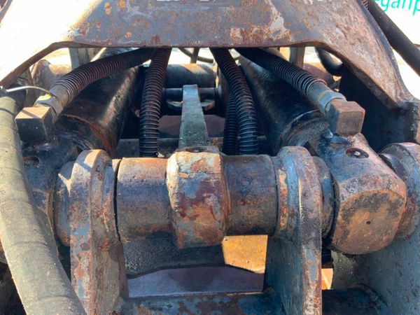 KINSHOFER C60H-125 CLAMSHELL BUCKET......631P 377235741