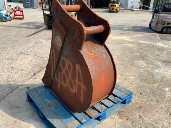 16" DIGGING BUCKET........70mm PINS.........1488a. 377235701