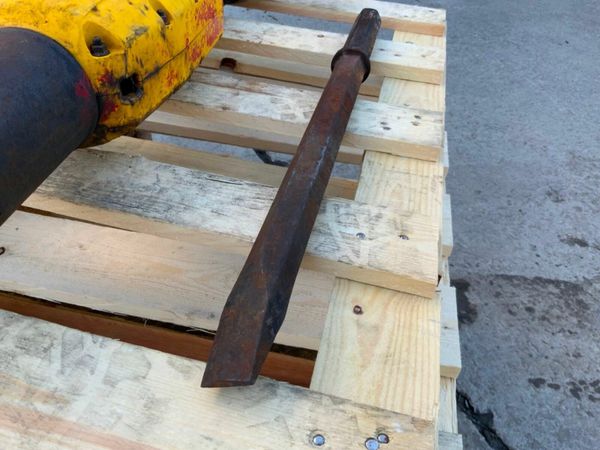 ATLAS COPCO 280pe PNEUMATIC BREAKERS...1081. 377235960