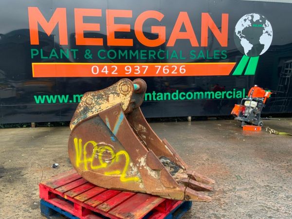 18" STRICKLAND BUCKET....65mm PINS.........1420-2. 377236005