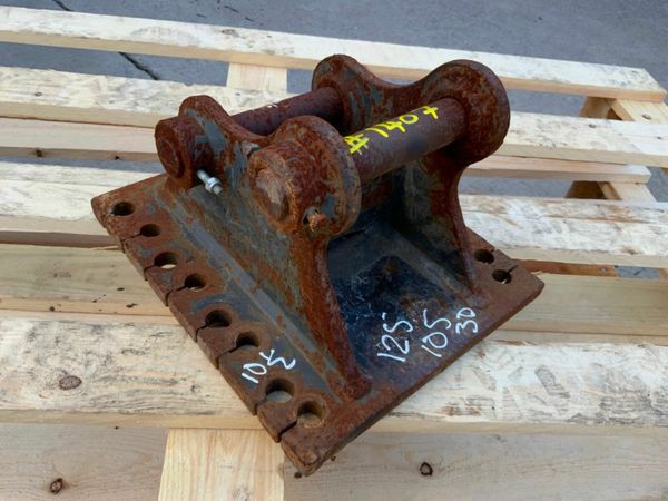 Q/HITCH HAMMER CRADLE....30mm PINS.......1407. 377236026