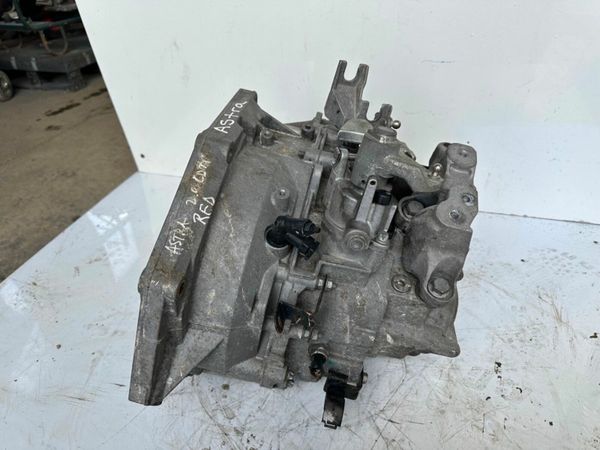 2016 OPEL ASTRA  GEARBOX..... P4G17 377236291