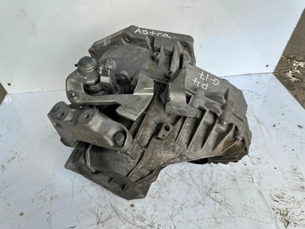 2016 OPEL ASTRA  GEARBOX..... P4G17 377236296
