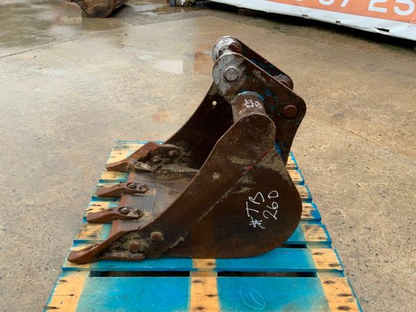 24" DIGGING BUCKET....45mm PINS........260mh 377236376